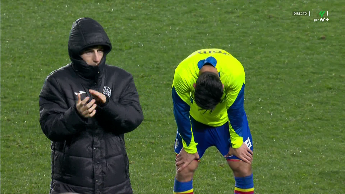 Bordalás sentencia a Sancris en Vallecas: lo quita tras ser uno de los cambios en la segunda parte