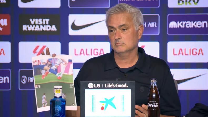 José Mourinho, fotos en mano, alza la voz con su denuncia tras el derbi: la lista de errores a favor de Barça y Atlético