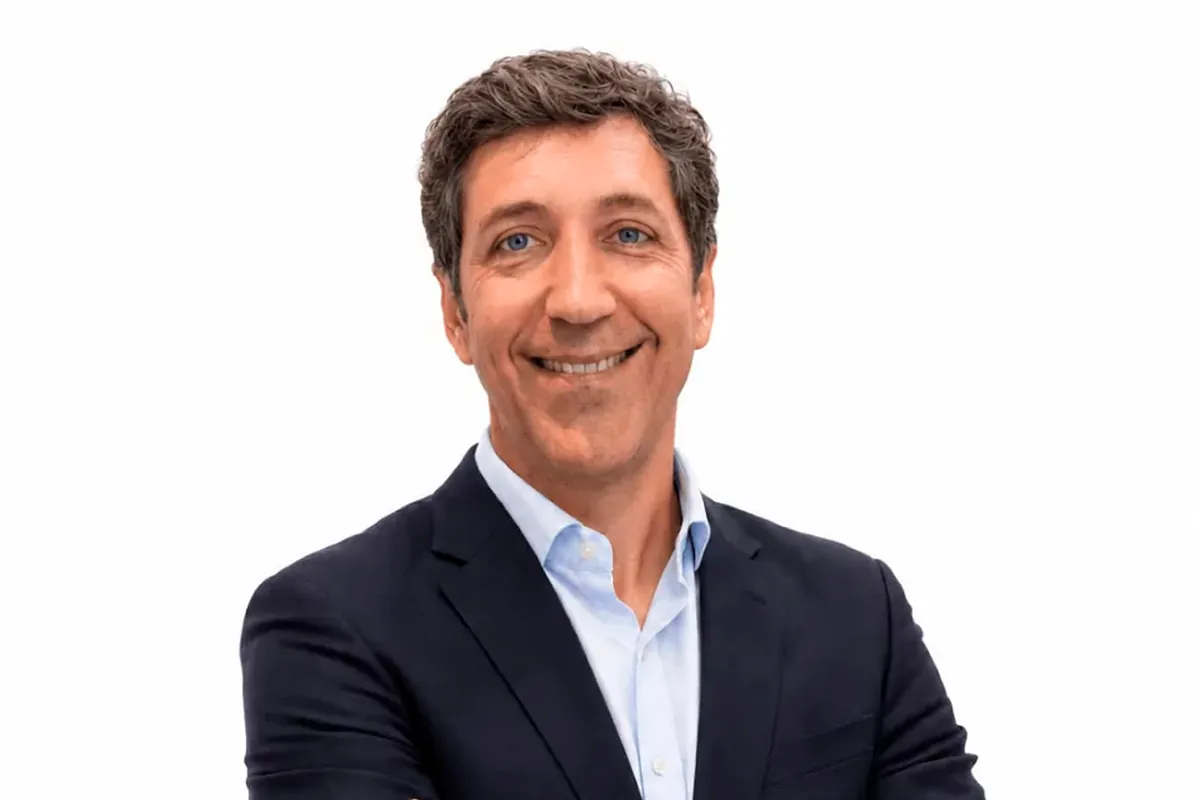 Inveready ficha a un exdirectivo de MásMóvil para 'telecos'