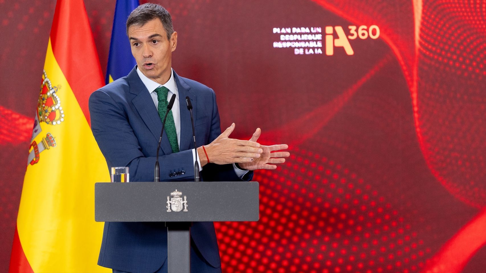 Pedro Sánchez busca impulsar un nuevo contrato social para la IA frente a la concentración de poder de los 'tecnoligarcas'
