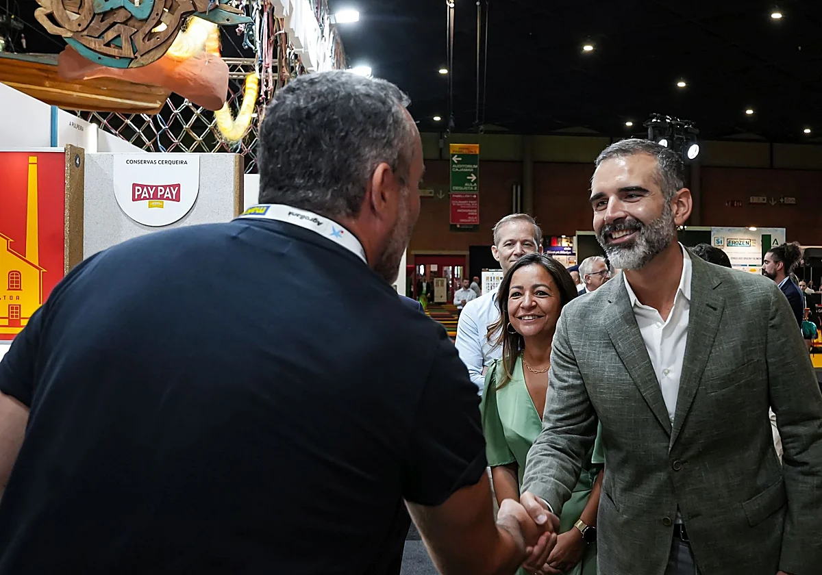 Andalucía cubre con guante de seda su reclamo por las obras hidráulicas pendientes
