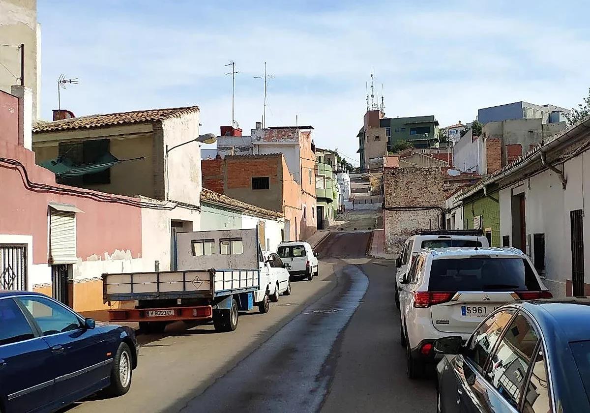 Queman dos casas de la familia de los detenidos como venganza por un tiroteo mortal en Alzira