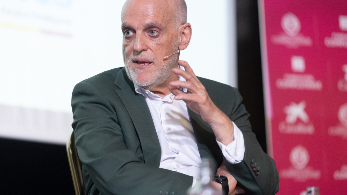 Javier Tebas y las quejas del Real Madrid tras el derbi: "Cuando no es Negreira, es el árbitro..."