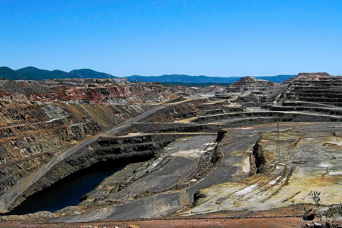 El dueño de Riotinto vuela en Bolsa con los récords del cobre