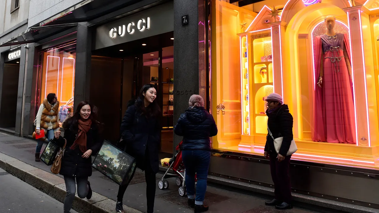 La moda de lujo se prepara para un cambio profundo impulsado por la IA