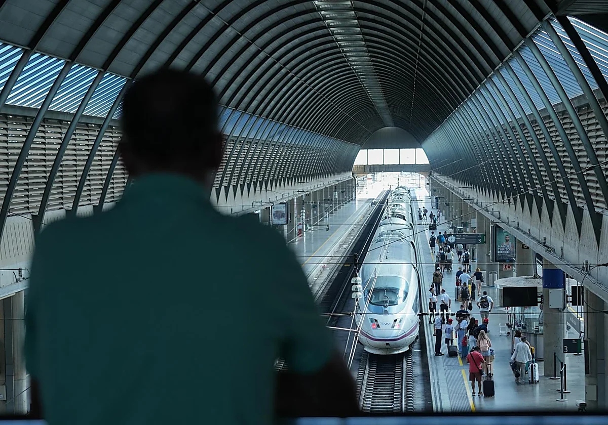 La alta velocidad recupera viajeros frente al inicio de 2026, aunque aún cae un 10% interanual