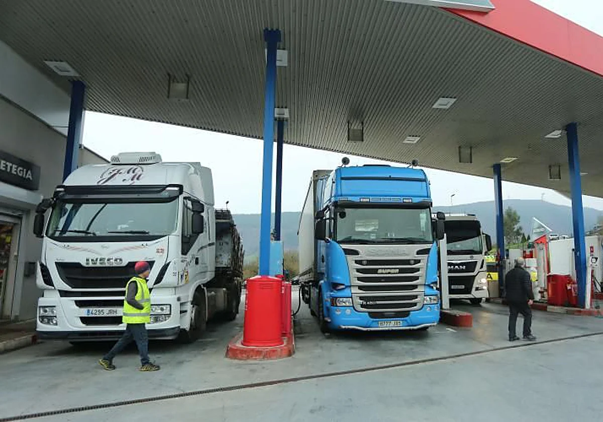 Los problemas de suministro de combustible en Francia alertan a los transportistas españoles
