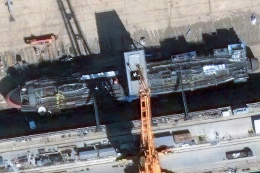 China está construyendo un submarino nuclear de 120 metros que no terminamos de entender. Los satélites y dos agujeros acaban de revelar por qué