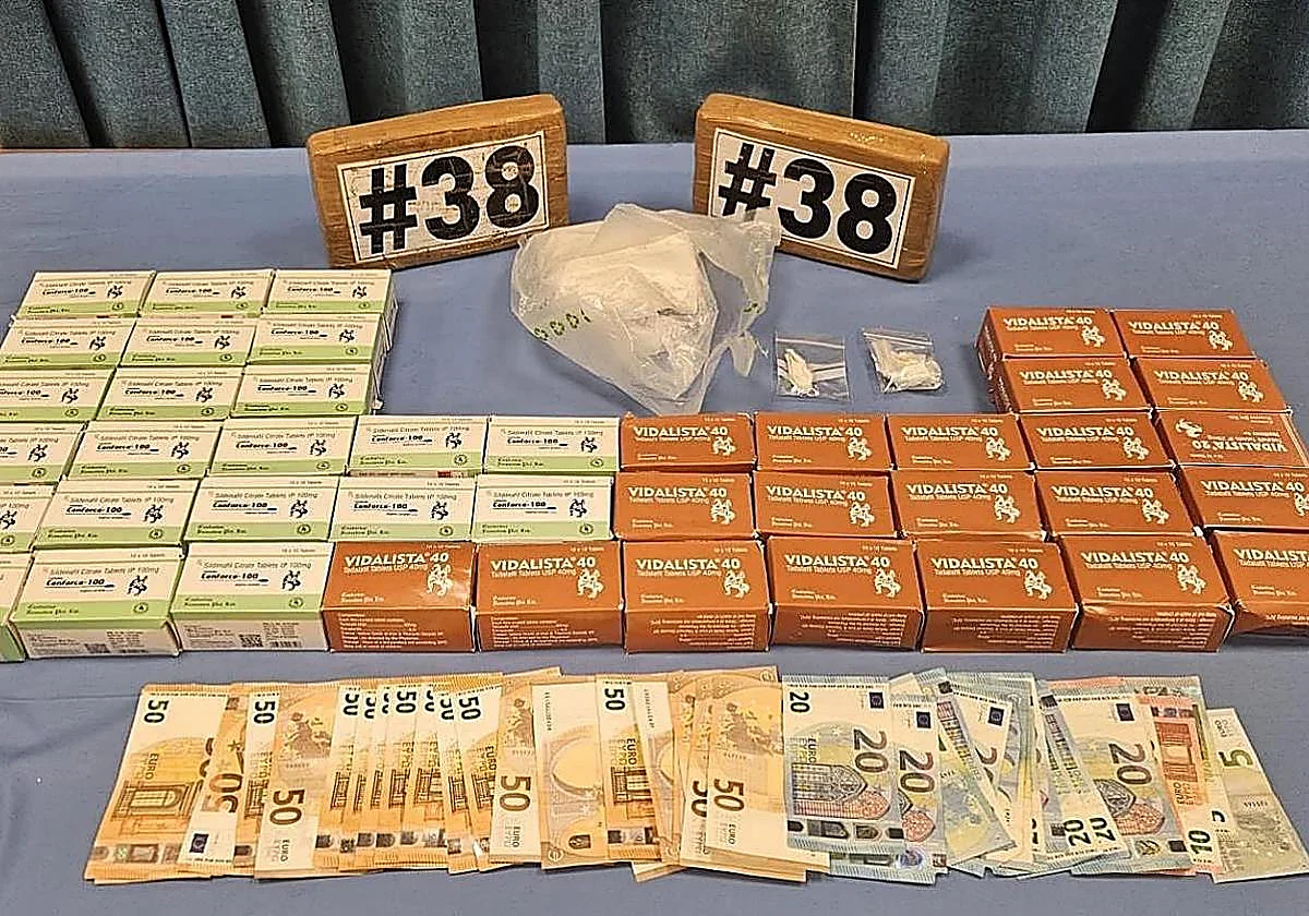 Incautación de récord en Asturias: 4.300 pastillas de viagra y casi tres kilos de cocaína en dos trasteros