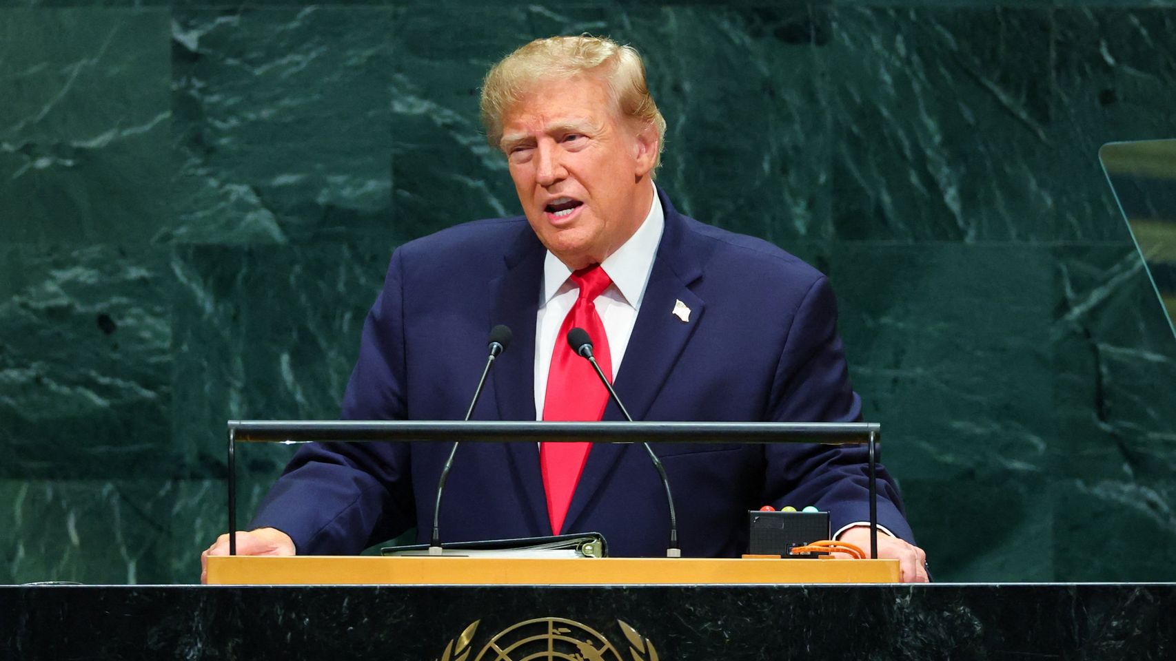 Trump declara en la Asamblea de la ONU que se ha planteado "aniquilar" a Irán pero que cree que llegarán a un acuerdo