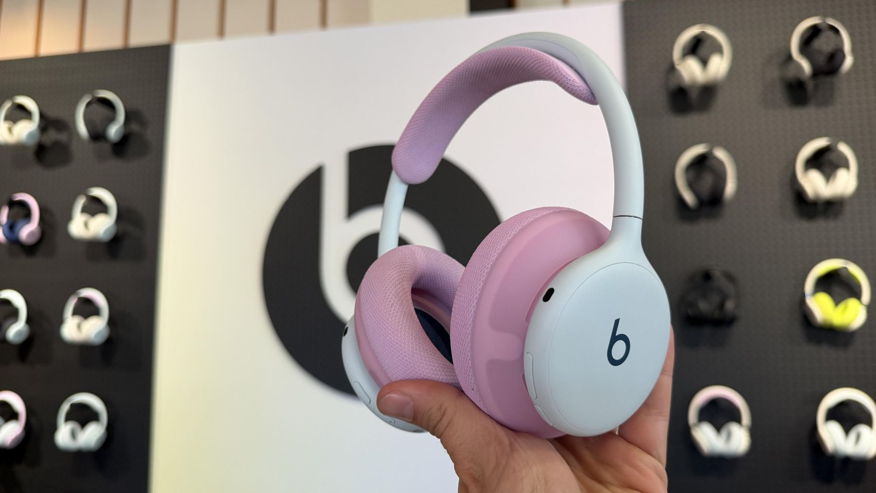 Análisis de los Beats 360: los nuevos auriculares de Apple tienen sonido excelente y una personalización total
