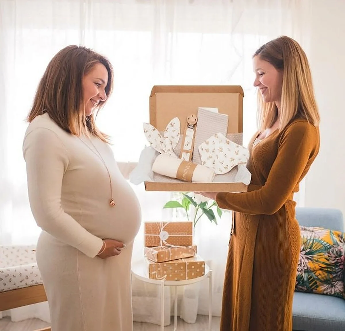 Los mejores sets de premamá y canastillas para regalar a futuras mamás