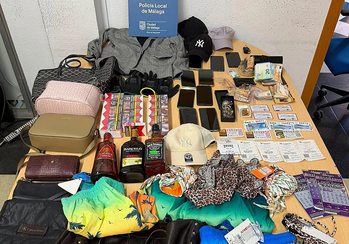 Siete detenidos en Málaga por la venta de móviles, ordenadores portátiles y otros objetos robados
