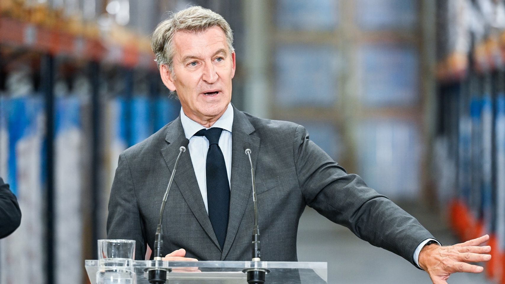 Feijóo propone un IVA del 0% a los alimentos básicos: "El sanchismo ha convertido España en un país invivible"