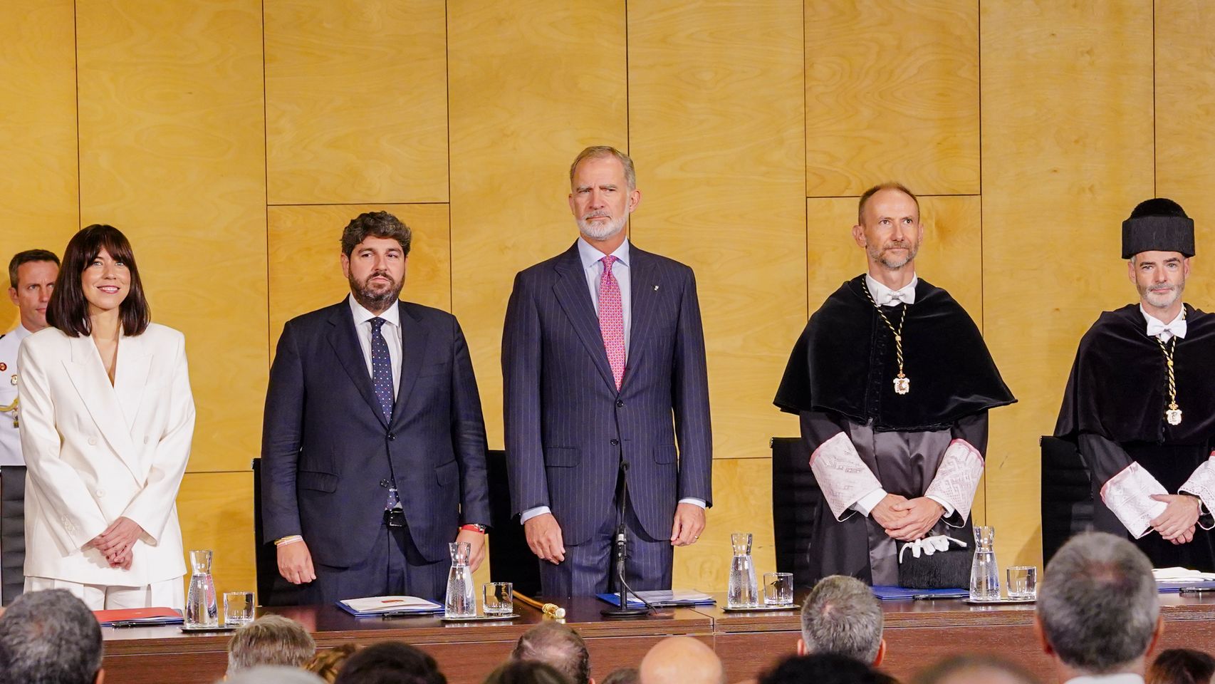 Felipe VI inaugura el curso universitario alertando de la desinformación y pidiendo que la IA esté bajo control humano