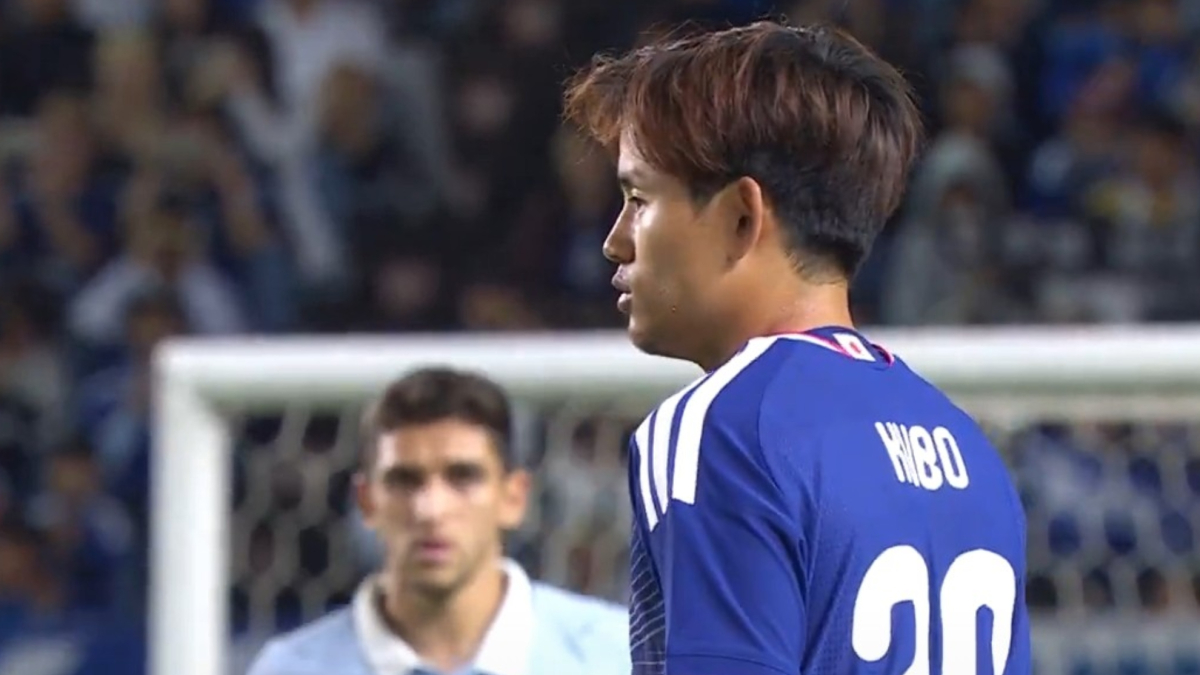 Kubo juega y gana con Japón