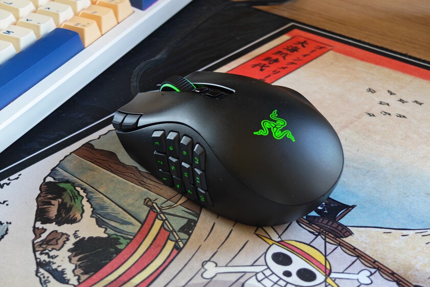 Razer Naga V3 Pro, análisis: resulta que tener 23 botones intercambiables en un ratón gaming puede tener mucho sentido