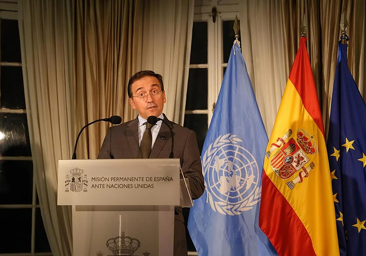 Exteriores reitera la «plena colaboración» de Rabat para que los migrantes en Ceuta regresen «lo antes posible»