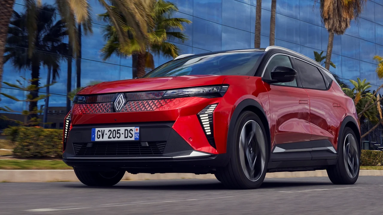 Renault redobla su apuesta por España: 600 millones y cinco nuevos modelos, dos de ellos eléctricos