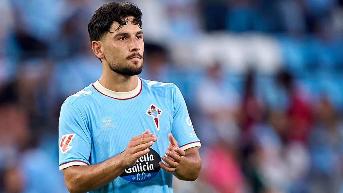 Yoel Lago se hace un hueco y lo juega casi todo