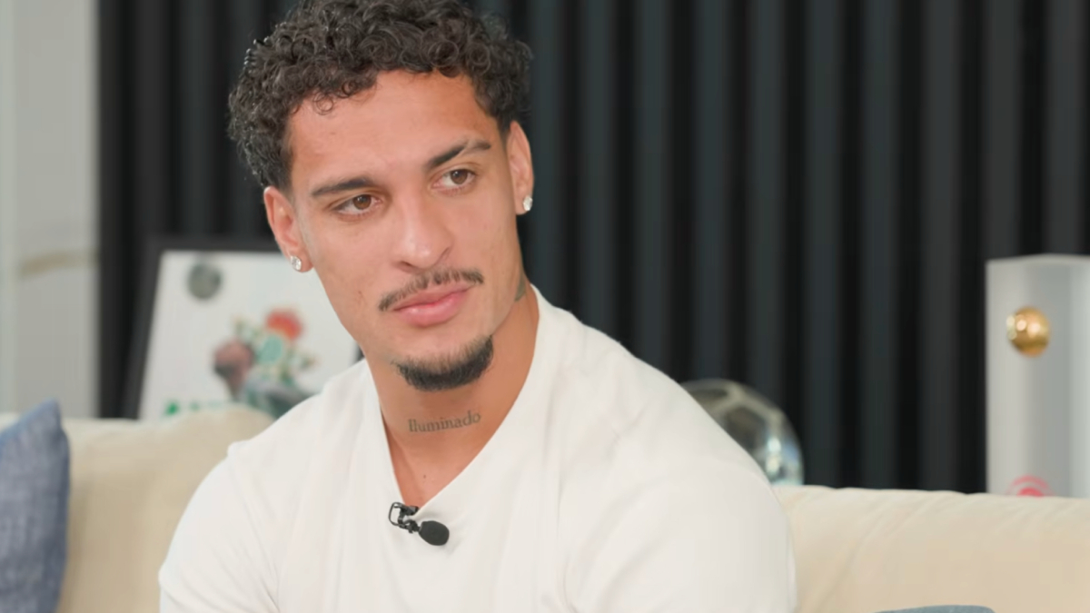 Antony relata su calvario con la pubalgia: "Terminé la temporada tomando pastillas para jugar"