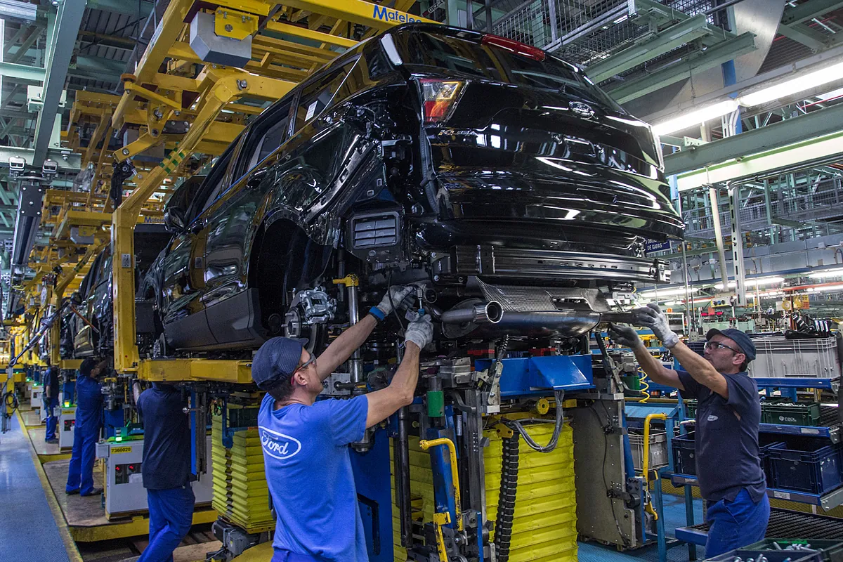 Ford reduce un 10% su facturación en España al caer la producción