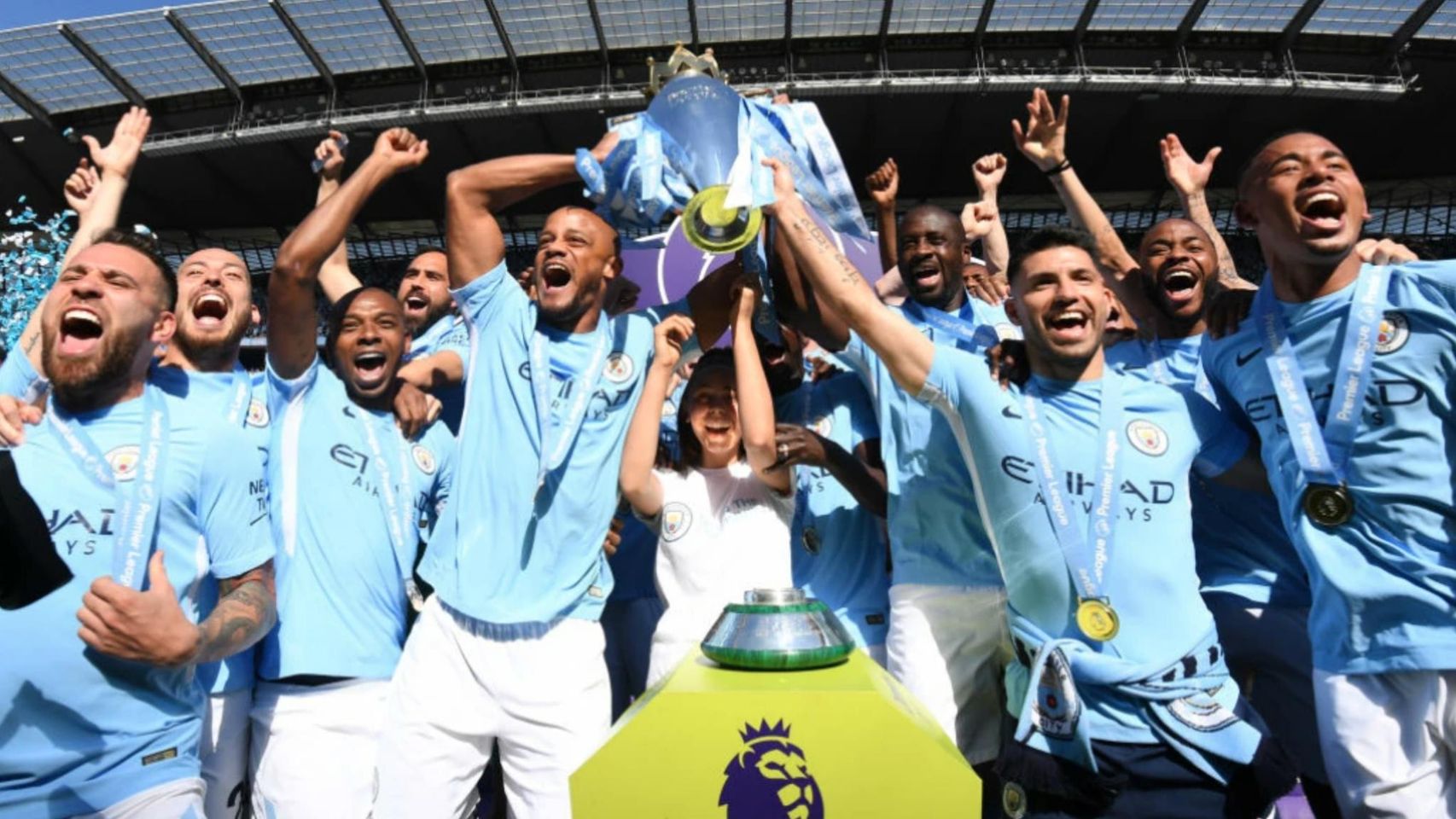El Manchester City se expone a una sanción histórica: los 3 títulos de Premier que podrían quitarle y las dudas a resolver