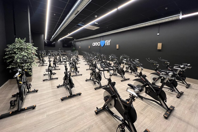 El gimnasio más grande de España está en Murcia: 6.000 metros cuadrados, rocódromo, más de 500 máquinas y nunca cierra