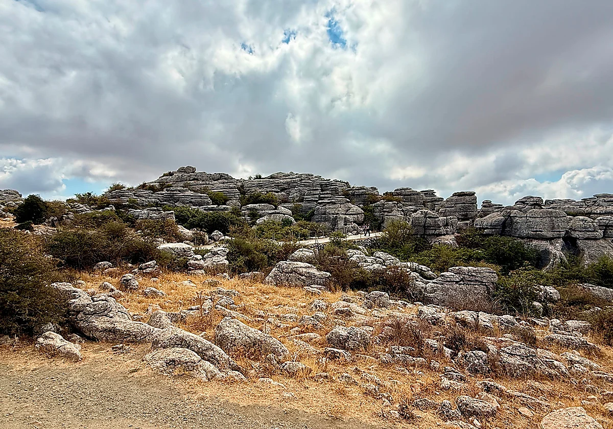 El Torcal amplía su oferta con visitas nocturnas, más aparcamiento y ventajas para los antequeranos