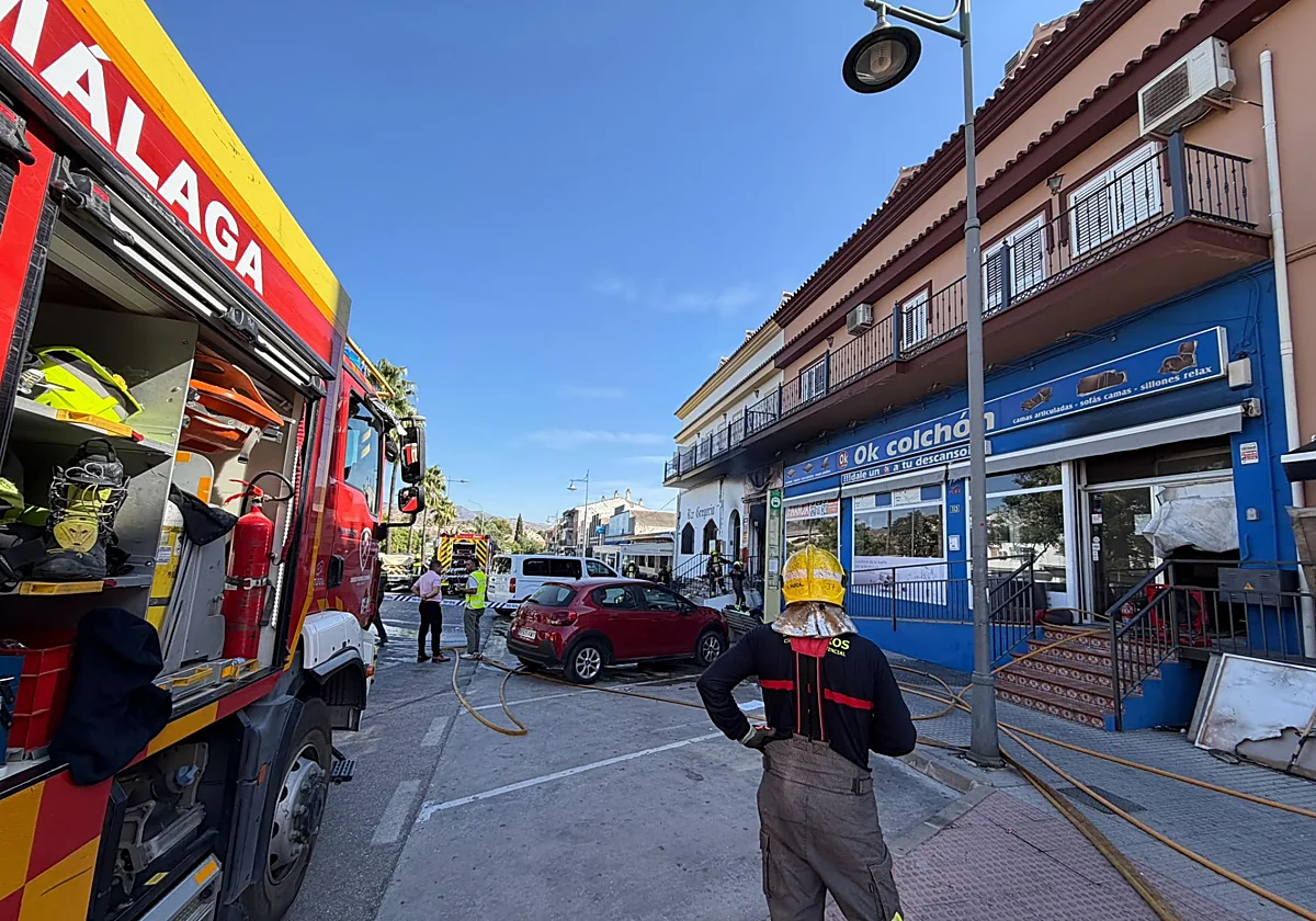 Dos heridos en una explosión de gas en un asador de pollos de Estación de Cártama