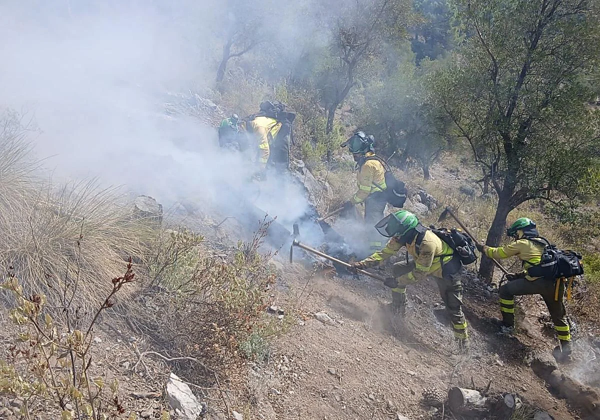 La Junta eleva a fase de emergencia situación operativa 1 el incendio de Igualeja