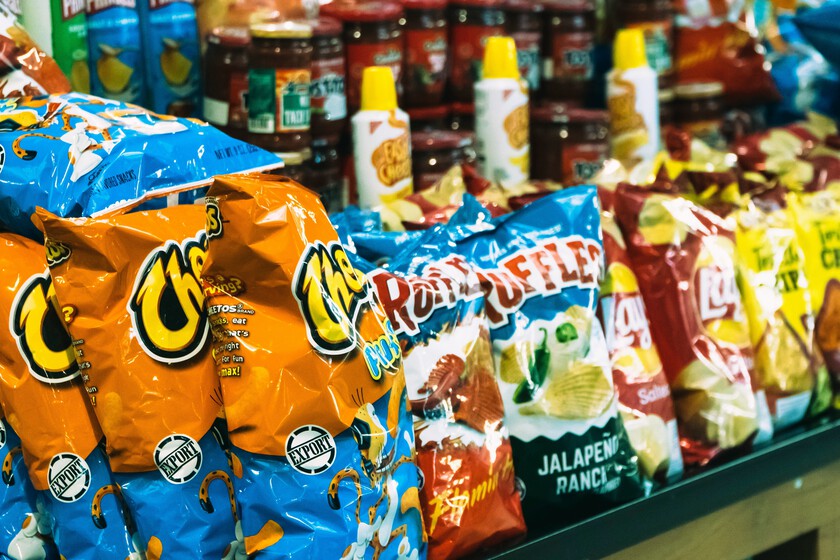 El secreto de la comida basura no está en el sabor, sino en la textura: está diseñada específicamente para que comamos un 15% más