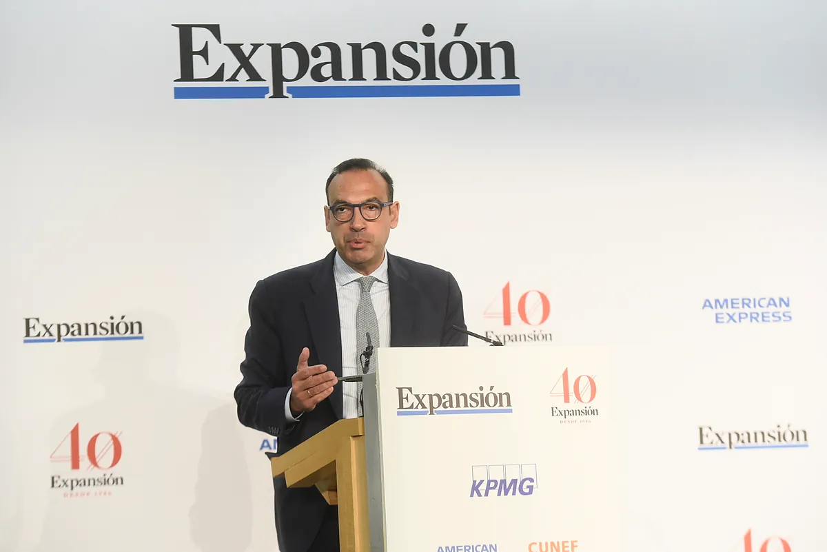 Machado (BCE) señala que la banca debe ganar escala para competir