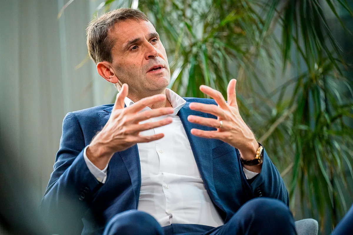 Christophe Fouquet, consejero delegado de ASML: 'Sólo hay una empresa que fabrica esas máquinas'