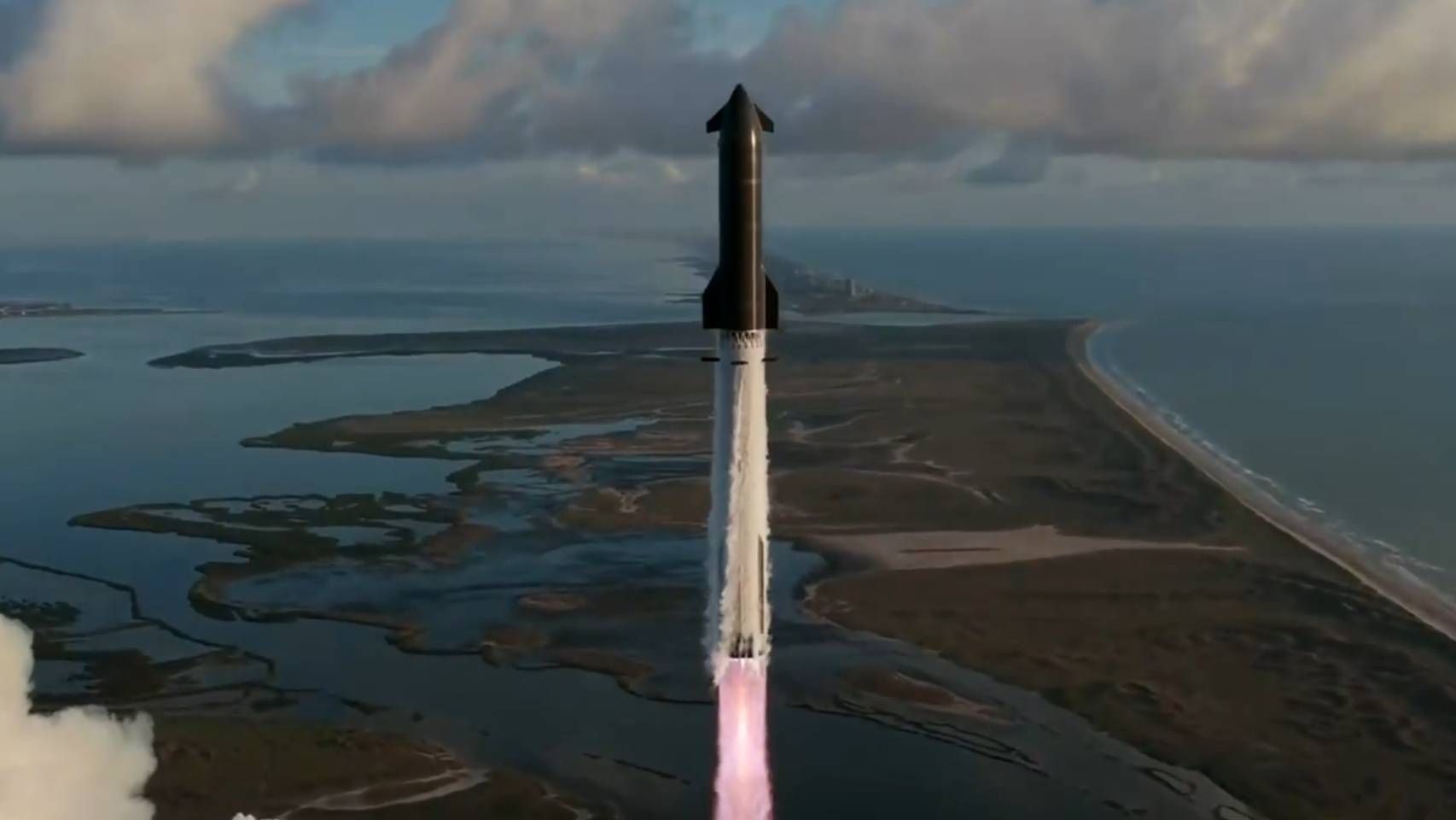 SpaceX lanza con éxito el cohete Starship en su primer vuelo orbital: la nave dará la vuelta a la Tierra por primera vez