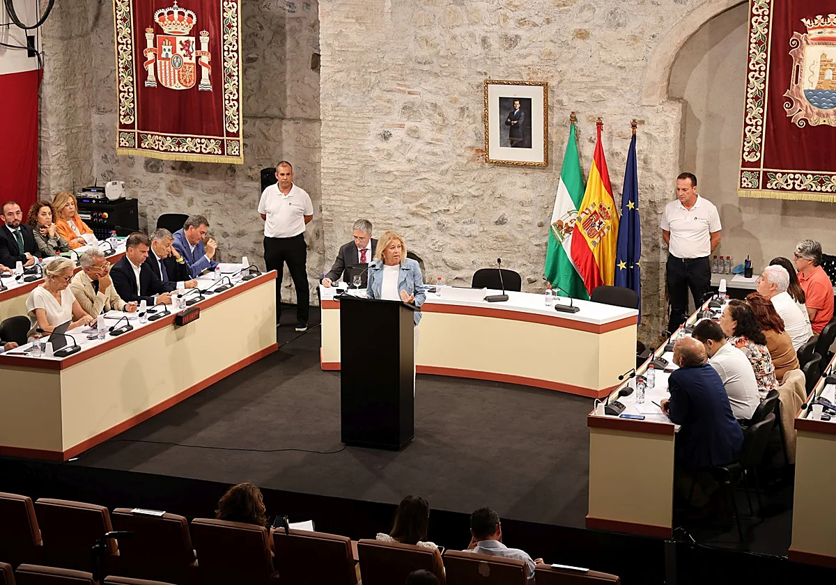Marbella ensaya la campaña electoral en su primer Debate del Estado de la Ciudad desde 2021