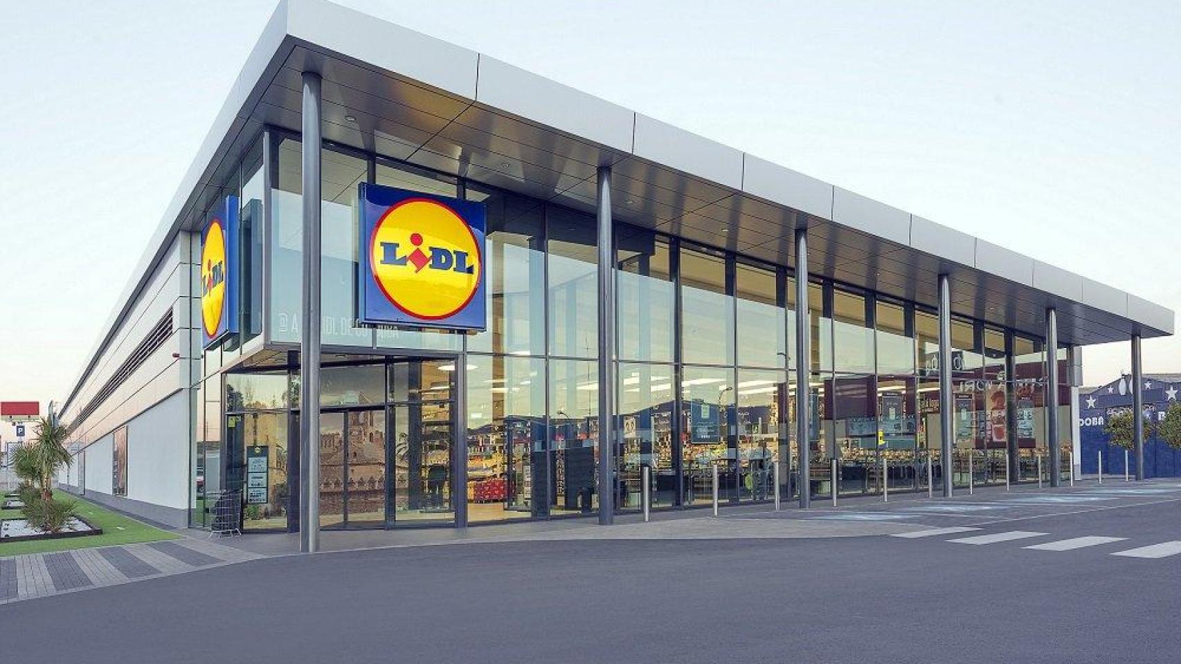 Lidl acecha a Carrefour: la alemana recorta distancias en cuota y apunta al 'sorpasso' en los próximos años