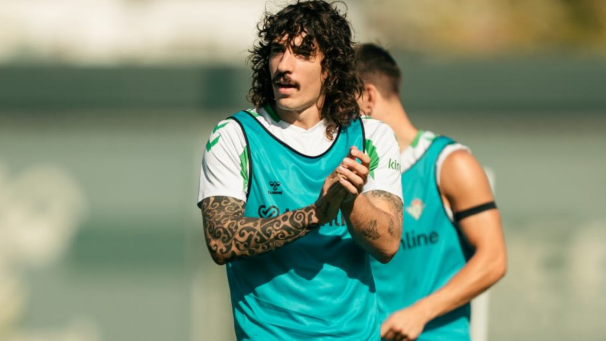 Ceballos trabaja en el gimnasio en el regreso a los entrenamientos