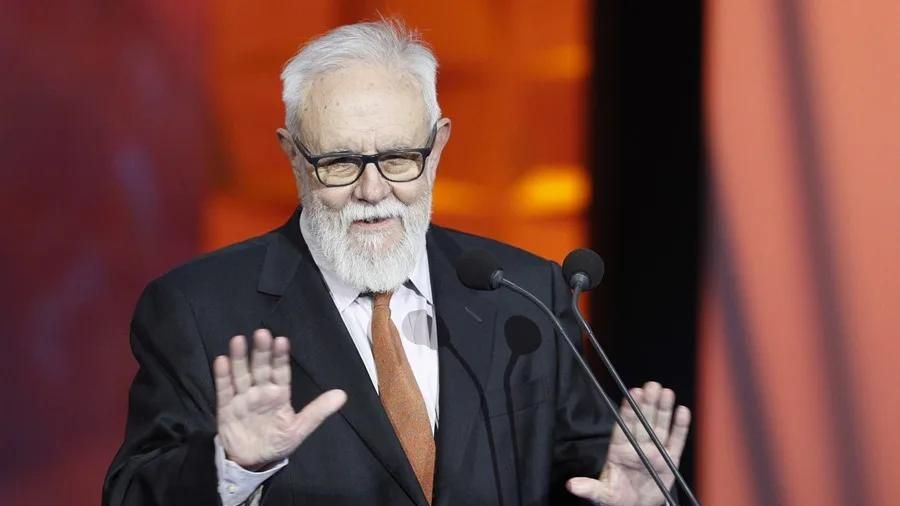 Muere el escritor, guionista y director de cine Gonzalo Suárez a los 92 años