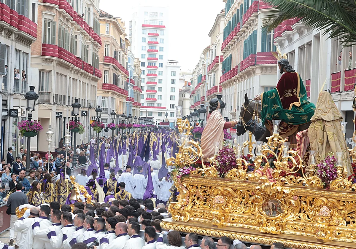 El precio de las sillas para ver la Semana Santa de Málaga en el recorrido oficial sube un 8%