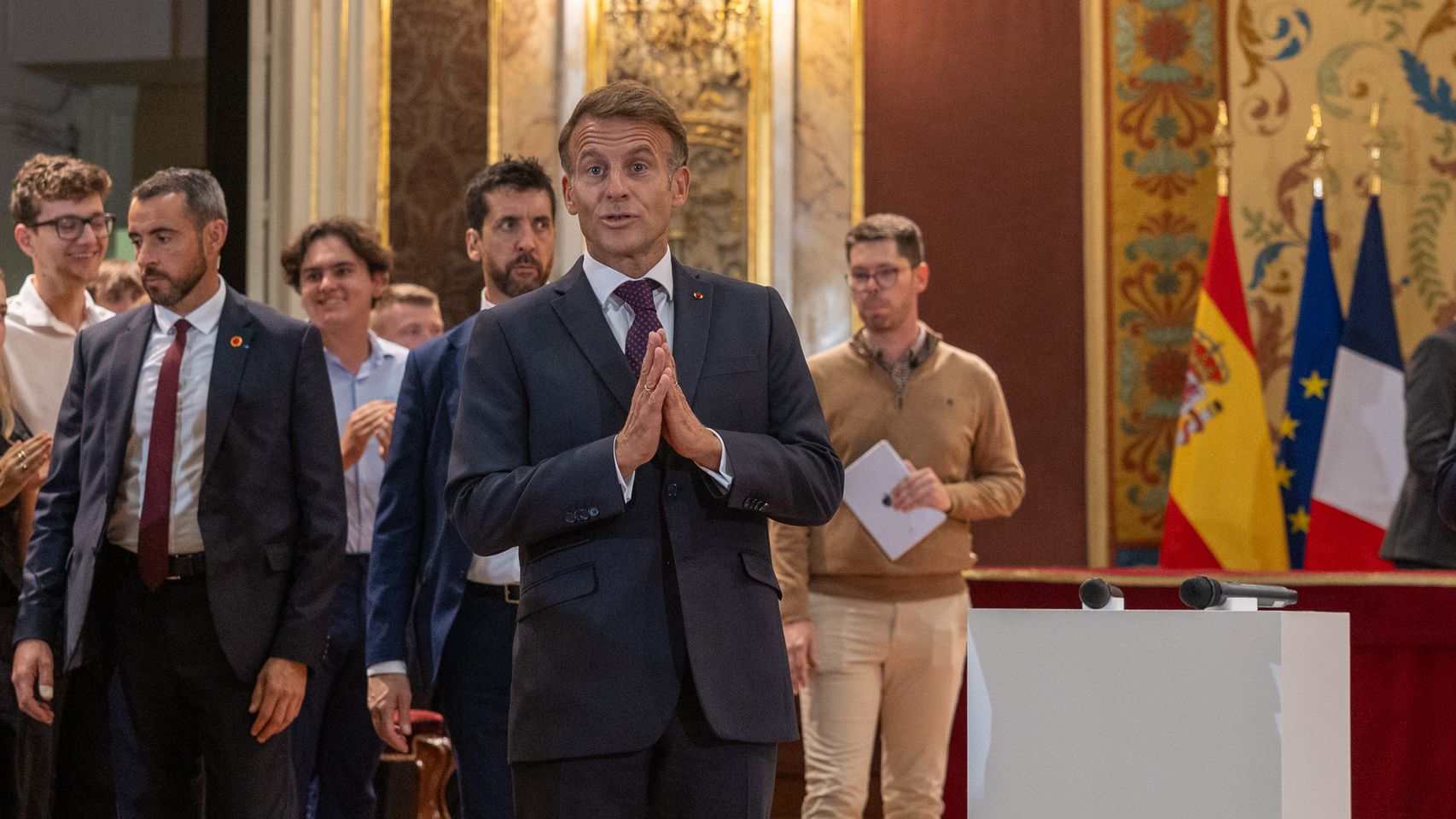 El Senado tumba el Tratado de Amistad y Cooperación con Francia en plena visita de Estado de Macron a España