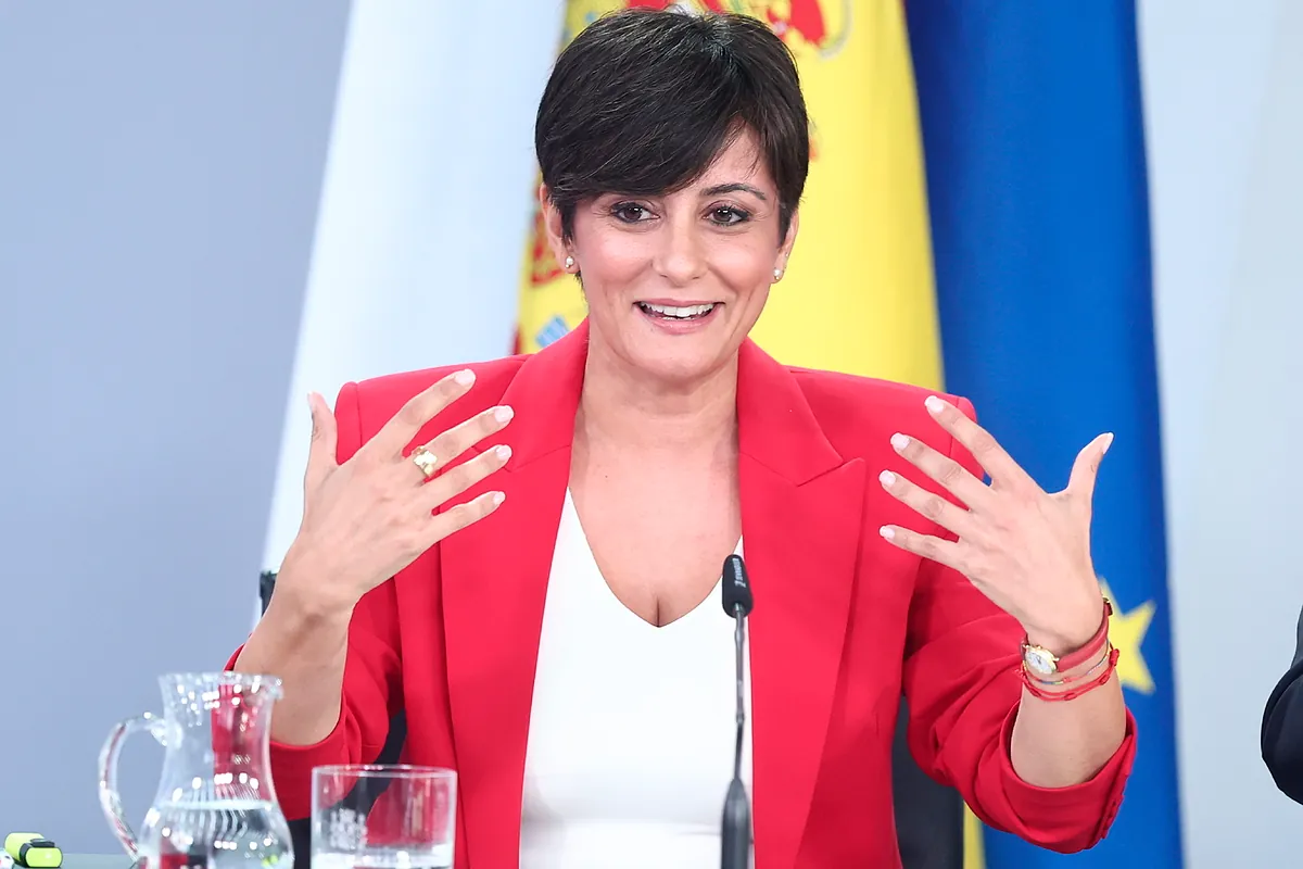 El Gobierno prohíbe a los "fondos buitre" comprar pisos hasta 2028