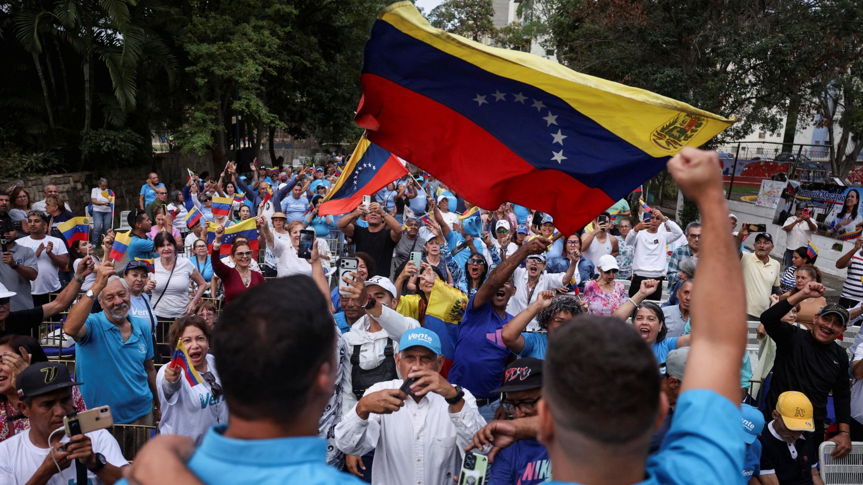 Venezuela mantiene 344 presos políticos, 11.000 personas bajo medidas restrictivas y 7,9 M de desplazados: "No hay cambios"