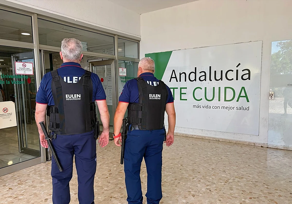 Cazan a una mujer disfrazada de médica para robar en el Hospital Clínico
