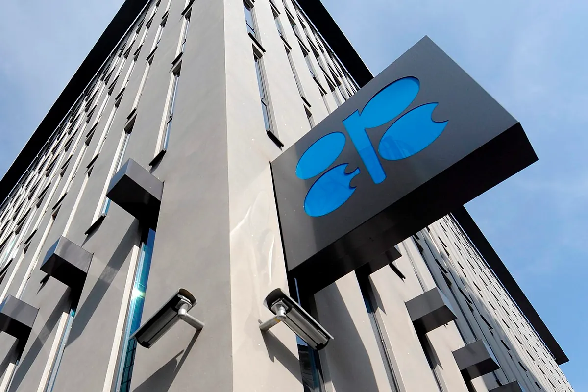 La OPEP+ mantendrá su oferta de crudo sin cambios hasta abril