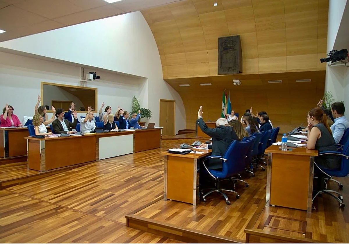 Fuengirola da luz verde a un convenio urbanístico que permitirá construir 111 VPO