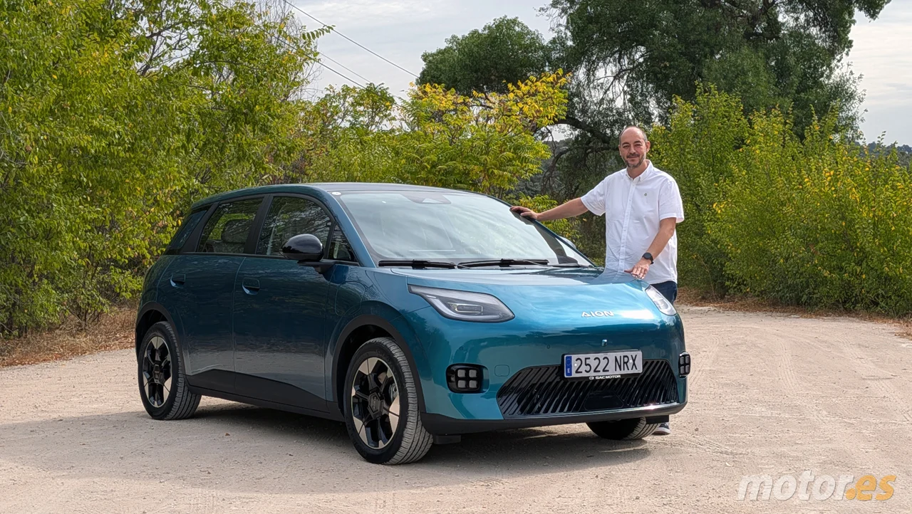 Me pongo al volante del eléctrico fabricado en Europa que amenaza al BYD Dolphin