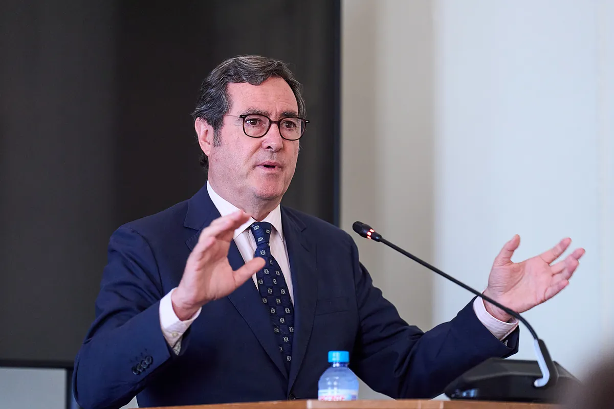 Garamendi, reelegido presidente de la CEOE para un tercer mandato