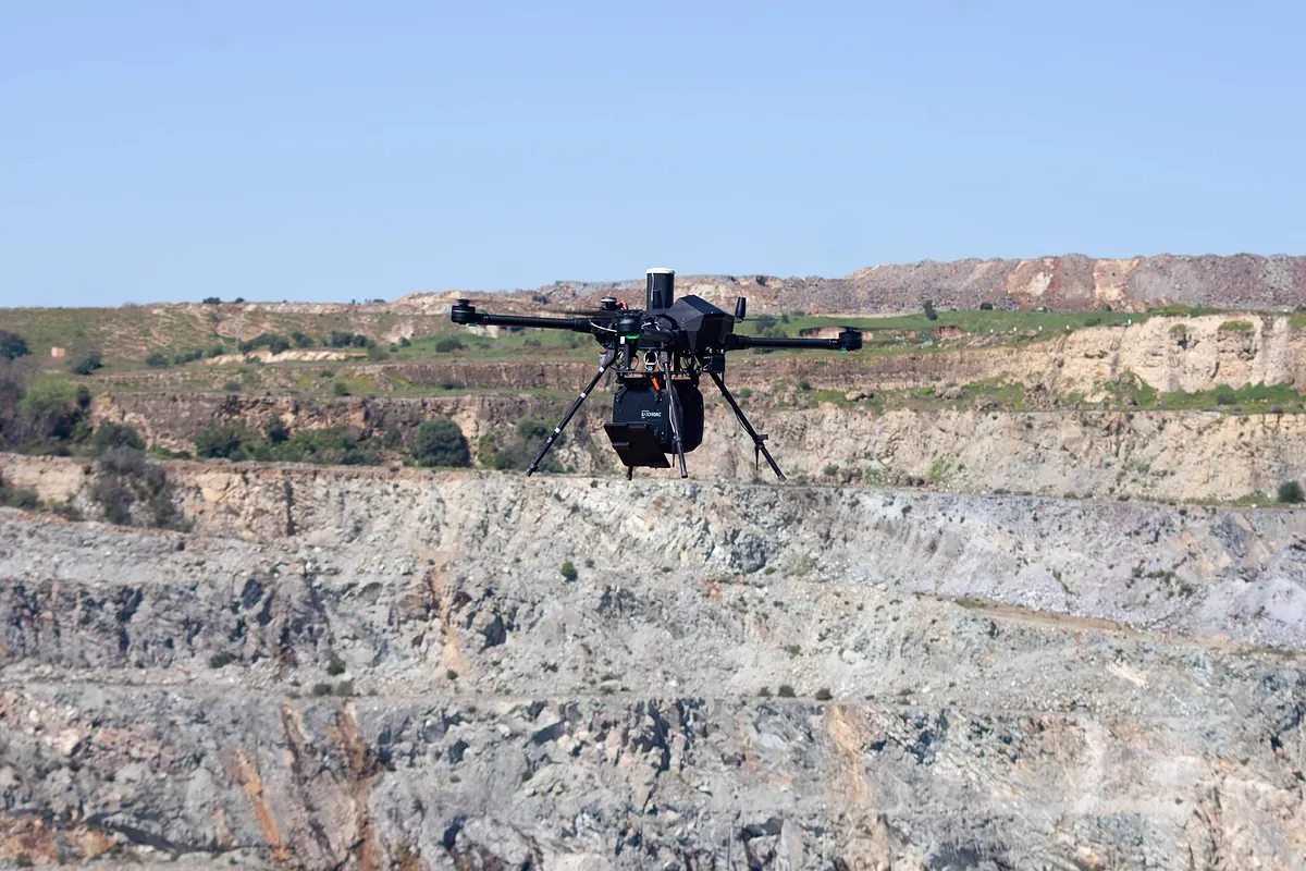 Indra acelera en el negocio de drones con su tercera compra en un año