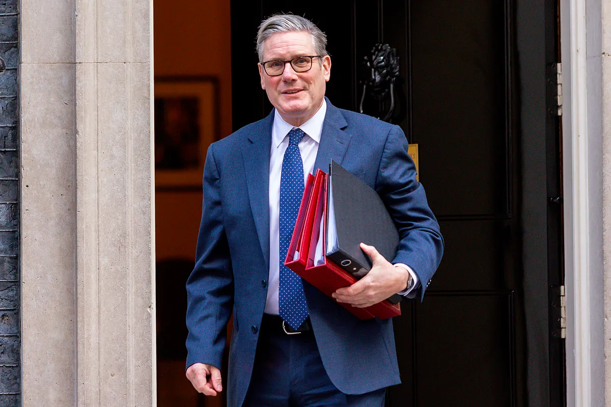 Starmer aboga por un acercamiento de Reino Unido a la UE, pero descarta una unión aduanera